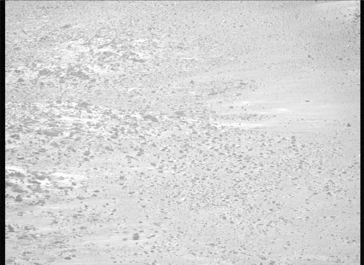 This image was taken by MCZ_RIGHT onboard NASA's Mars rover Perseverance on Sol 1229