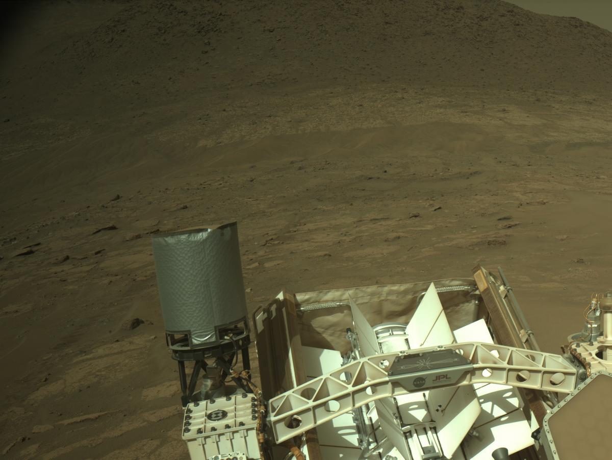 This image was taken by NAVCAM_RIGHT onboard NASA's Mars rover Perseverance on Sol 1231