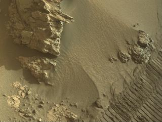 View image taken on Mars, Mars Perseverance Sol 1233: Right Navigation Camera (Navcam)