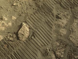 View image taken on Mars, Mars Perseverance Sol 1233: Right Navigation Camera (Navcam)