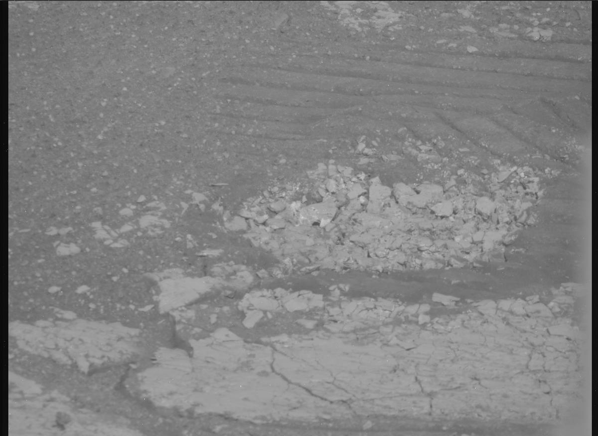 This image was taken by MCZ_RIGHT onboard NASA's Mars rover Perseverance on Sol 1238