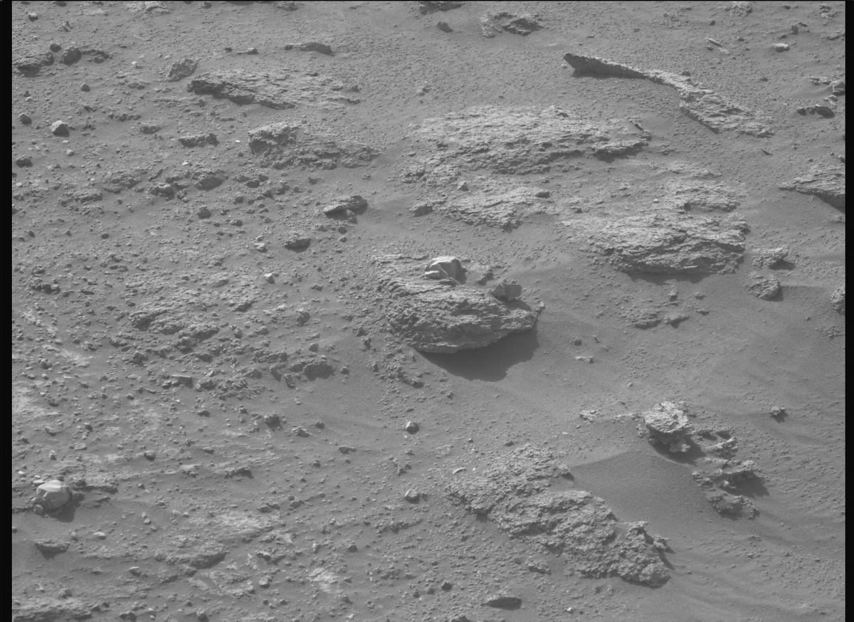This image was taken by MCZ_LEFT onboard NASA's Mars rover Perseverance on Sol 1240