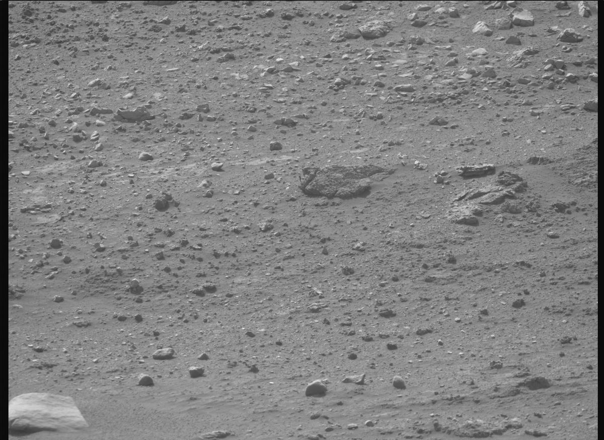 This image was taken by MCZ_RIGHT onboard NASA's Mars rover Perseverance on Sol 1240