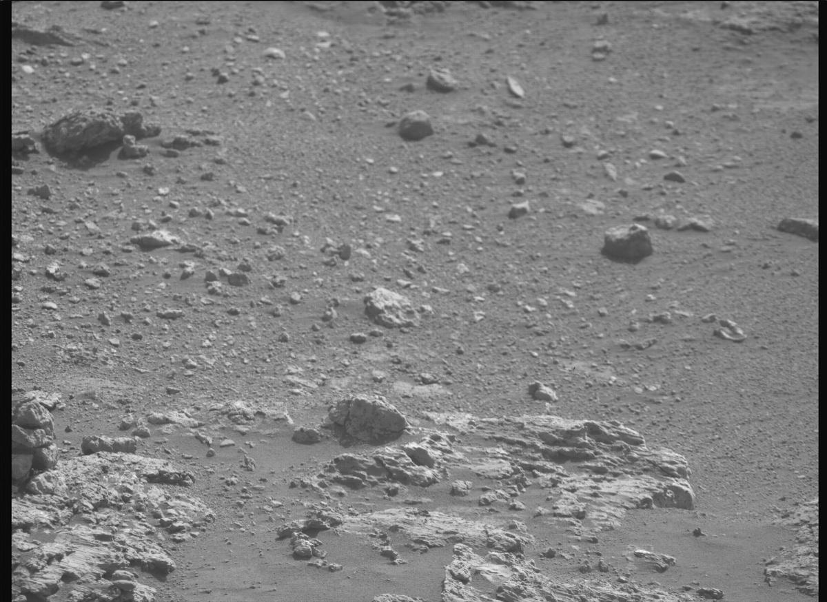 This image was taken by MCZ_RIGHT onboard NASA's Mars rover Perseverance on Sol 1240