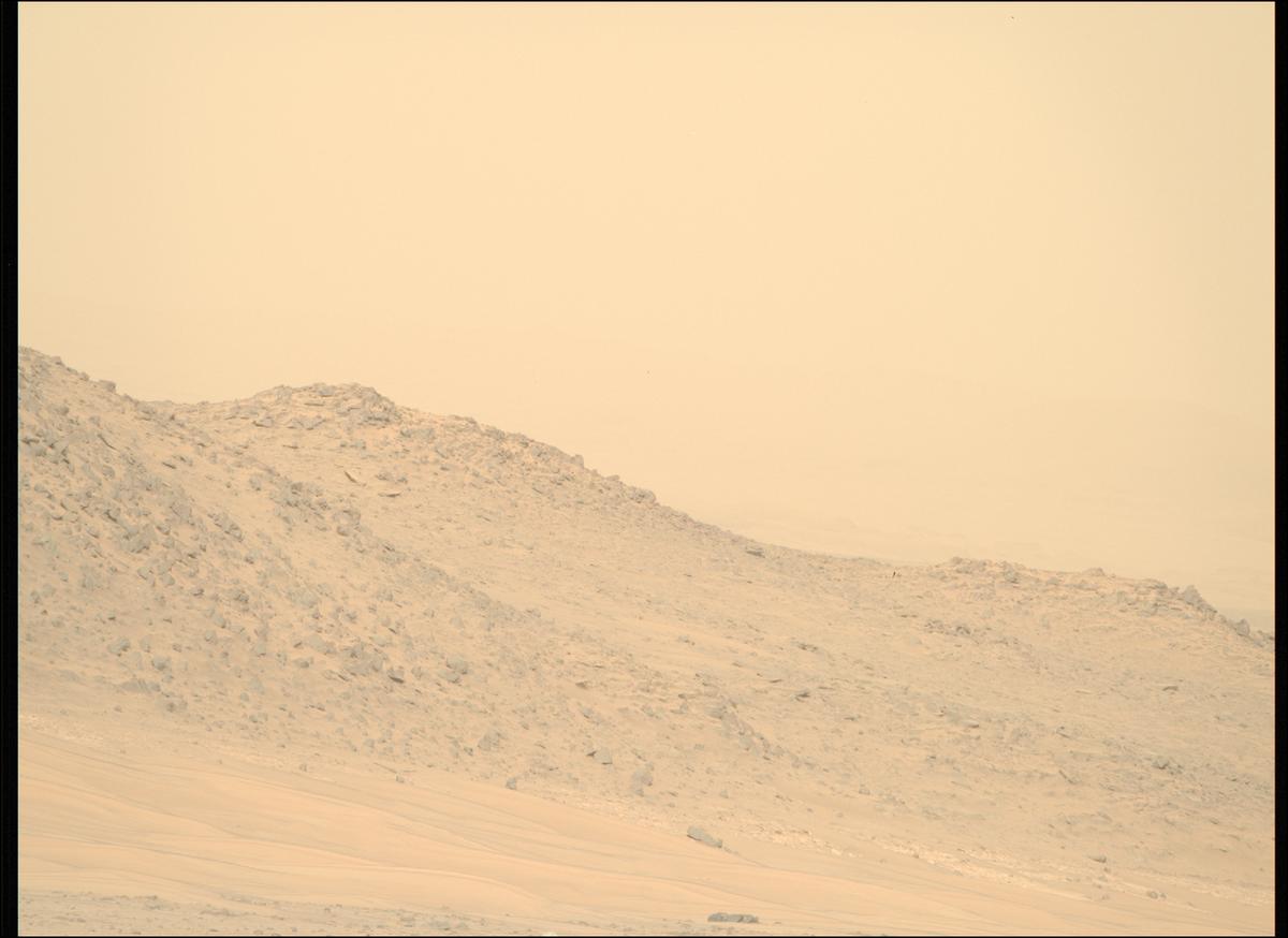 This image was taken by MCZ_RIGHT onboard NASA's Mars rover Perseverance on Sol 1244