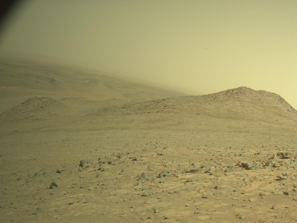 This image was taken by NAVCAM_LEFT onboard NASA's Mars rover Perseverance on Sol 1252