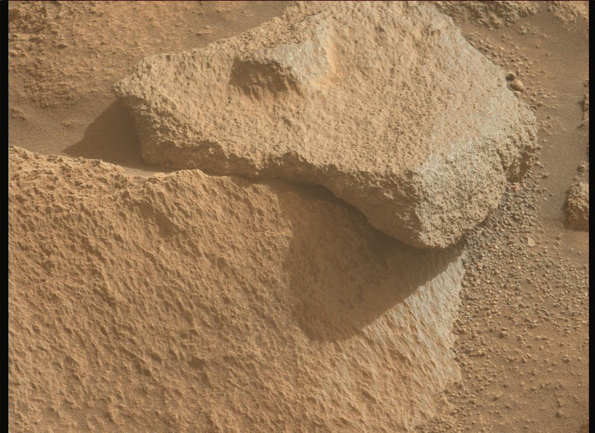 This image was taken by MCZ_LEFT onboard NASA's Mars rover Perseverance on Sol 1256