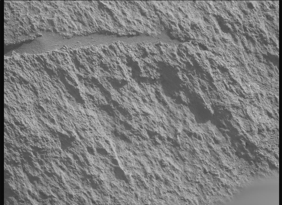 This image was taken by MCZ_RIGHT onboard NASA's Mars rover Perseverance on Sol 1256