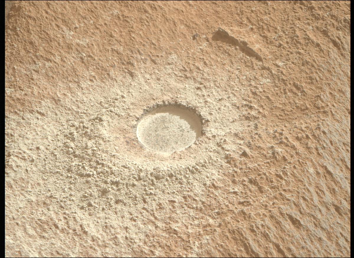 This image was taken by MCZ_RIGHT onboard NASA's Mars rover Perseverance on Sol 1258