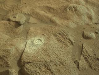 View image taken on Mars, Mars Perseverance Sol 1261: Right Navigation Camera (Navcam)