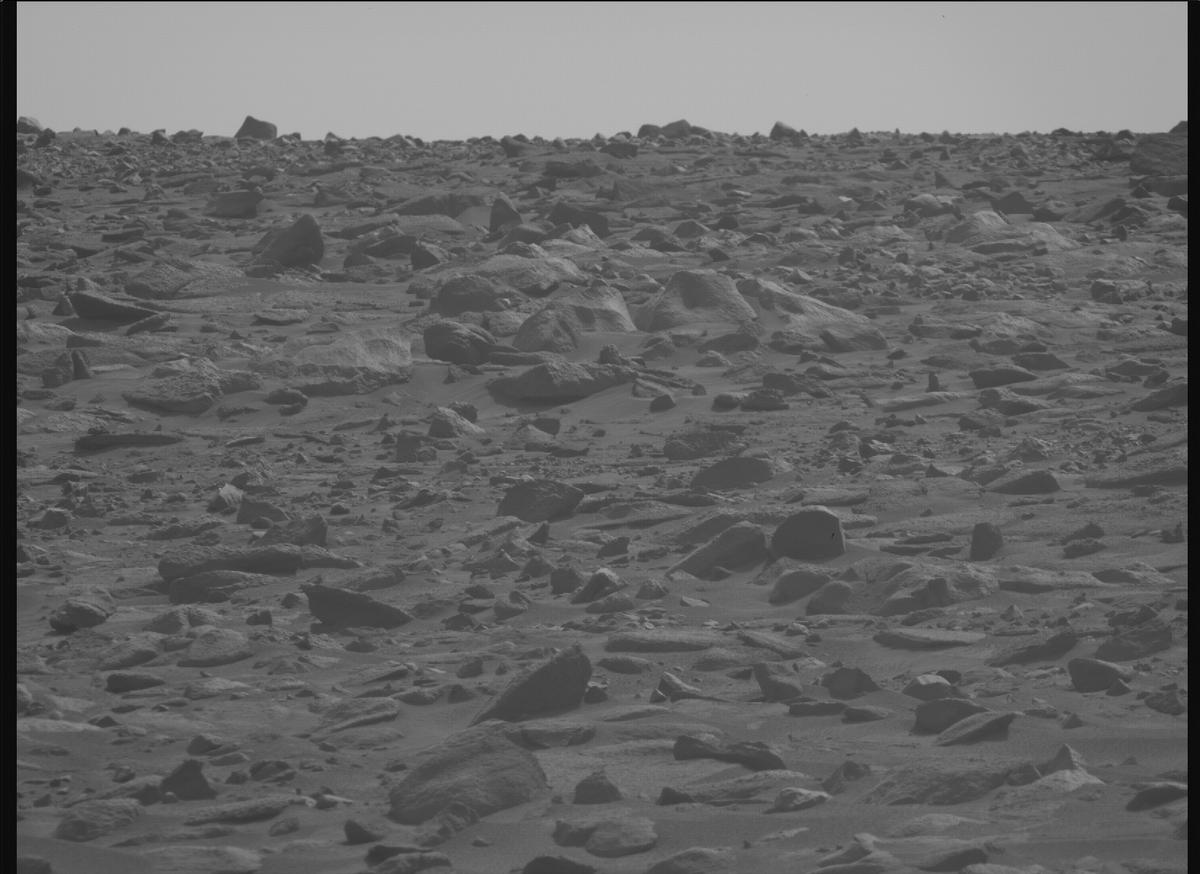 This image was taken by MCZ_RIGHT onboard NASA's Mars rover Perseverance on Sol 1265