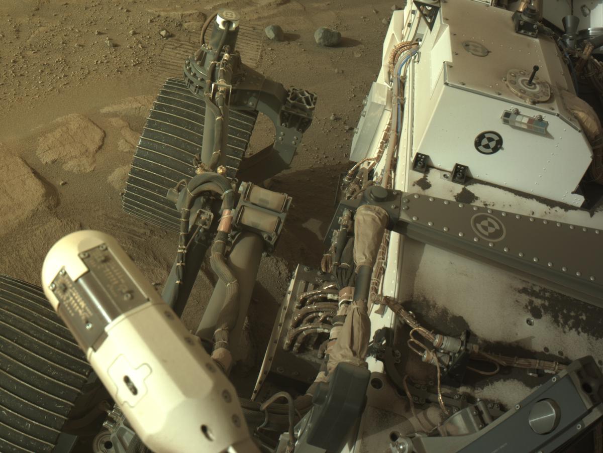 This image was taken by NAVCAM_LEFT onboard NASA's Mars rover Perseverance on Sol 1266