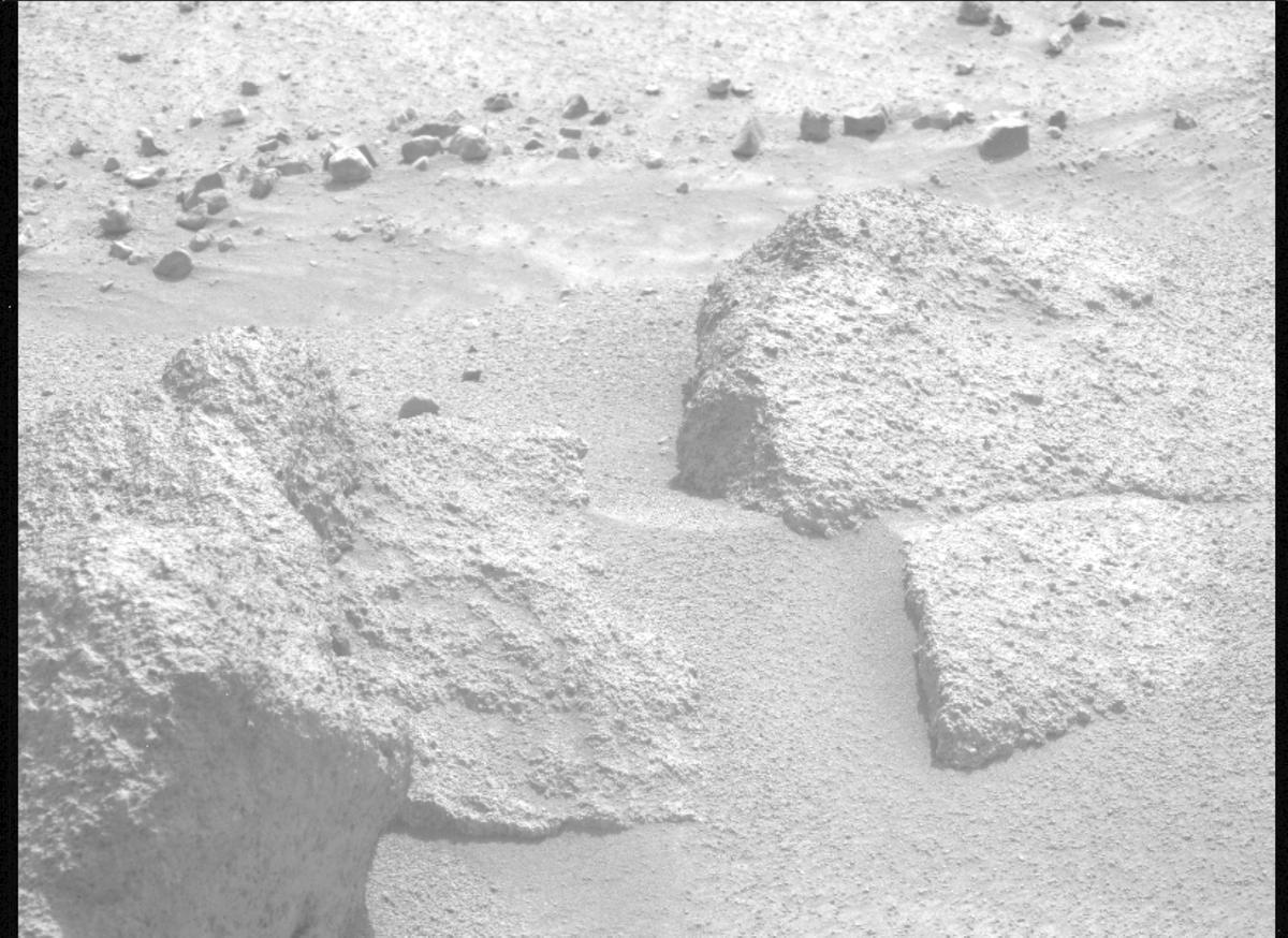 This image was taken by MCZ_LEFT onboard NASA's Mars rover Perseverance on Sol 1269