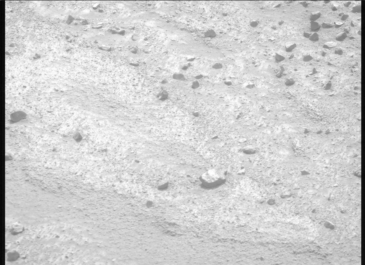 This image was taken by MCZ_RIGHT onboard NASA's Mars rover Perseverance on Sol 1269