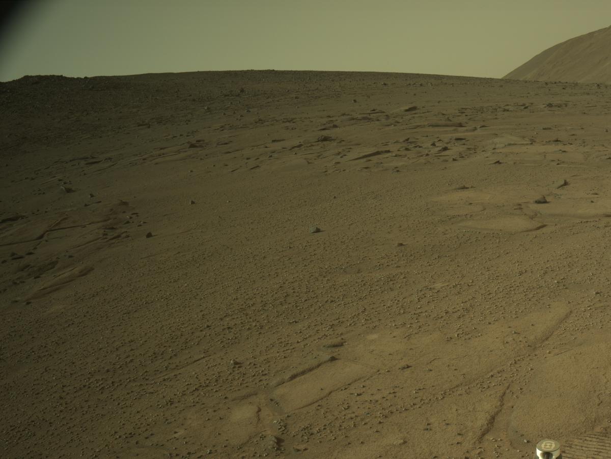 This image was taken by NAVCAM_RIGHT onboard NASA's Mars rover Perseverance on Sol 1270