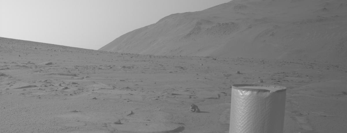 This image was taken by NAVCAM_RIGHT onboard NASA's Mars rover Perseverance on Sol 1270