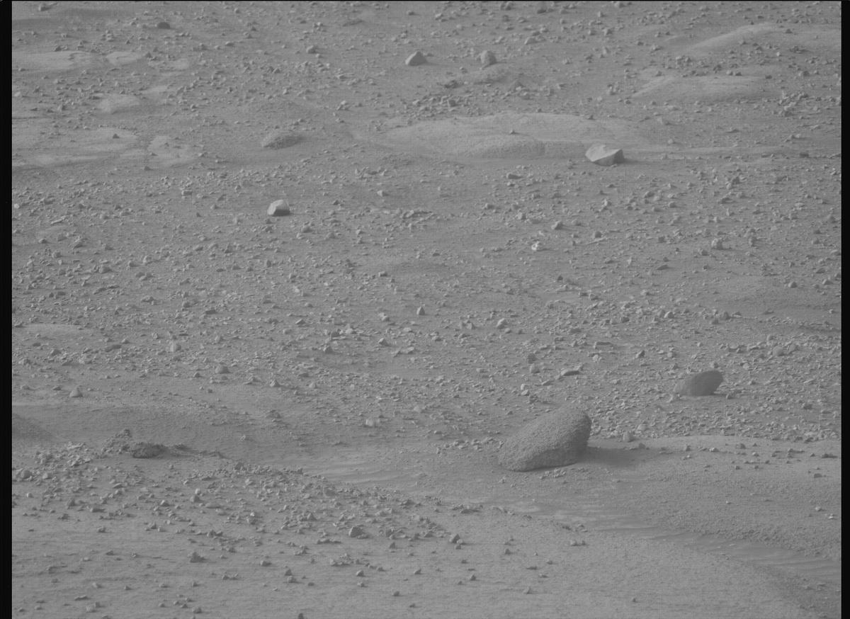 This image was taken by MCZ_LEFT onboard NASA's Mars rover Perseverance on Sol 1270