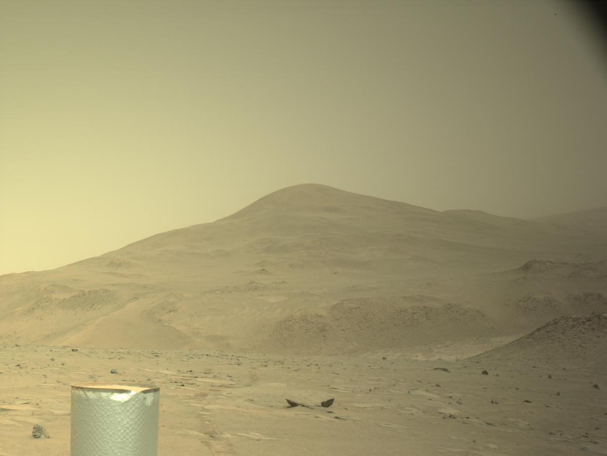 This image was taken by NAVCAM_RIGHT onboard NASA's Mars rover Perseverance on Sol 1271