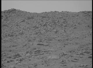 View image taken on Mars, Mars Perseverance Sol 1272: Right Mastcam-Z Camera