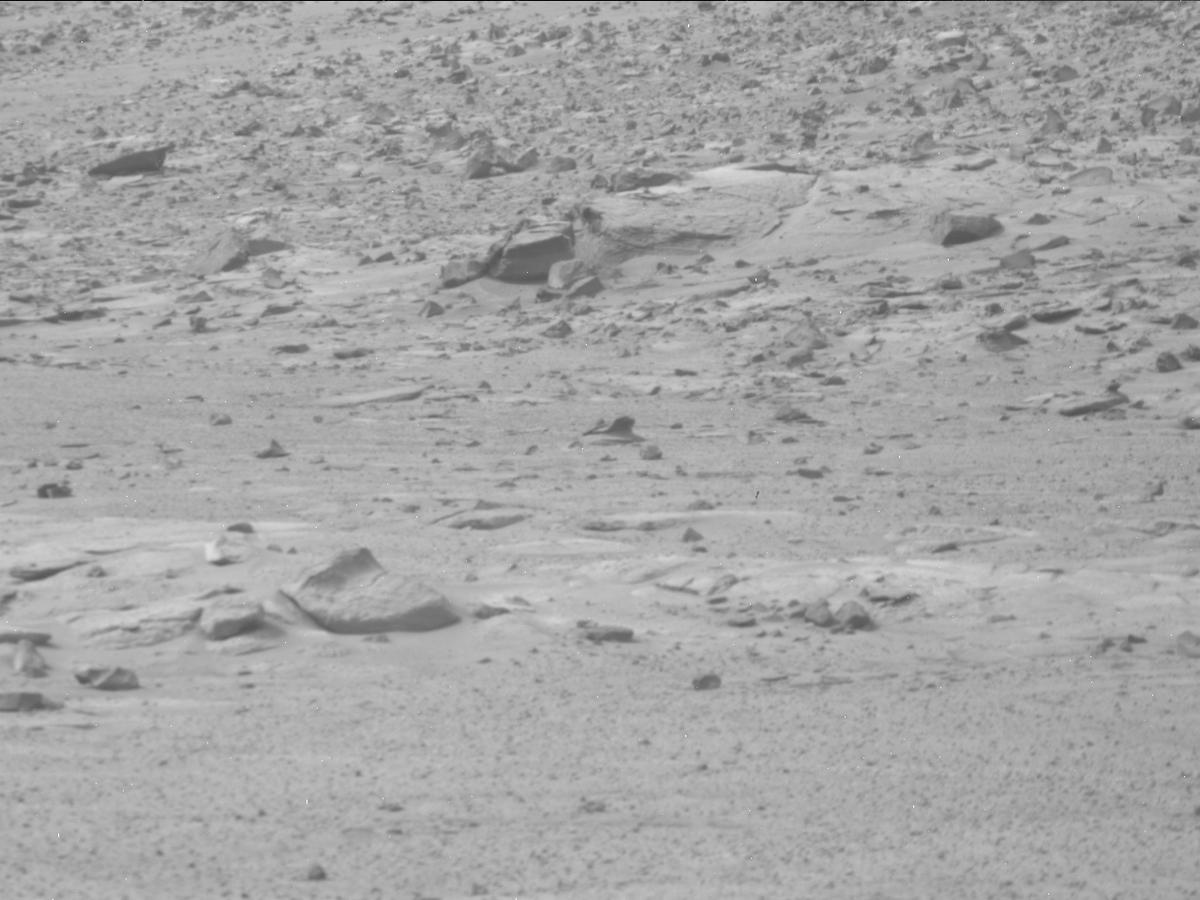 This image was taken by MCZ_RIGHT onboard NASA's Mars rover Perseverance on Sol 1273