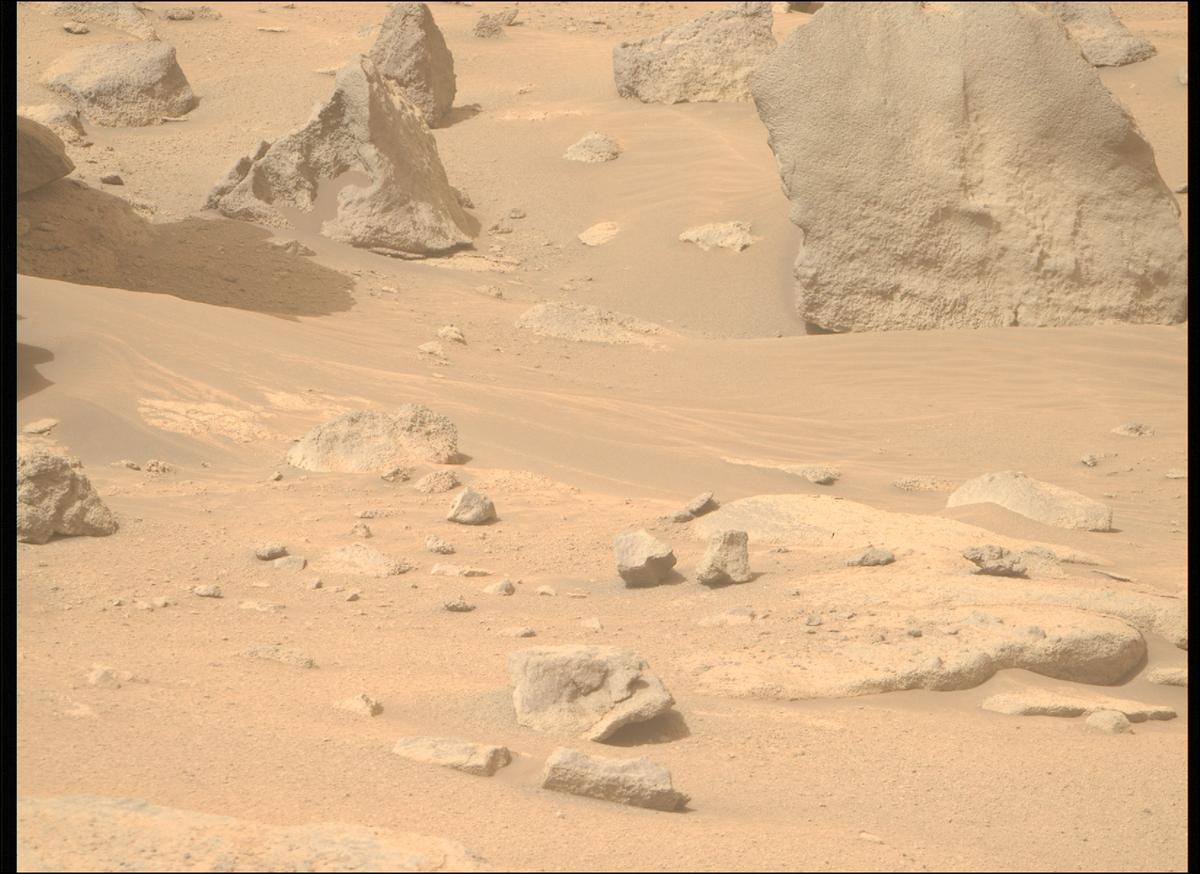 This image was taken by MCZ_RIGHT onboard NASA's Mars rover Perseverance on Sol 1277