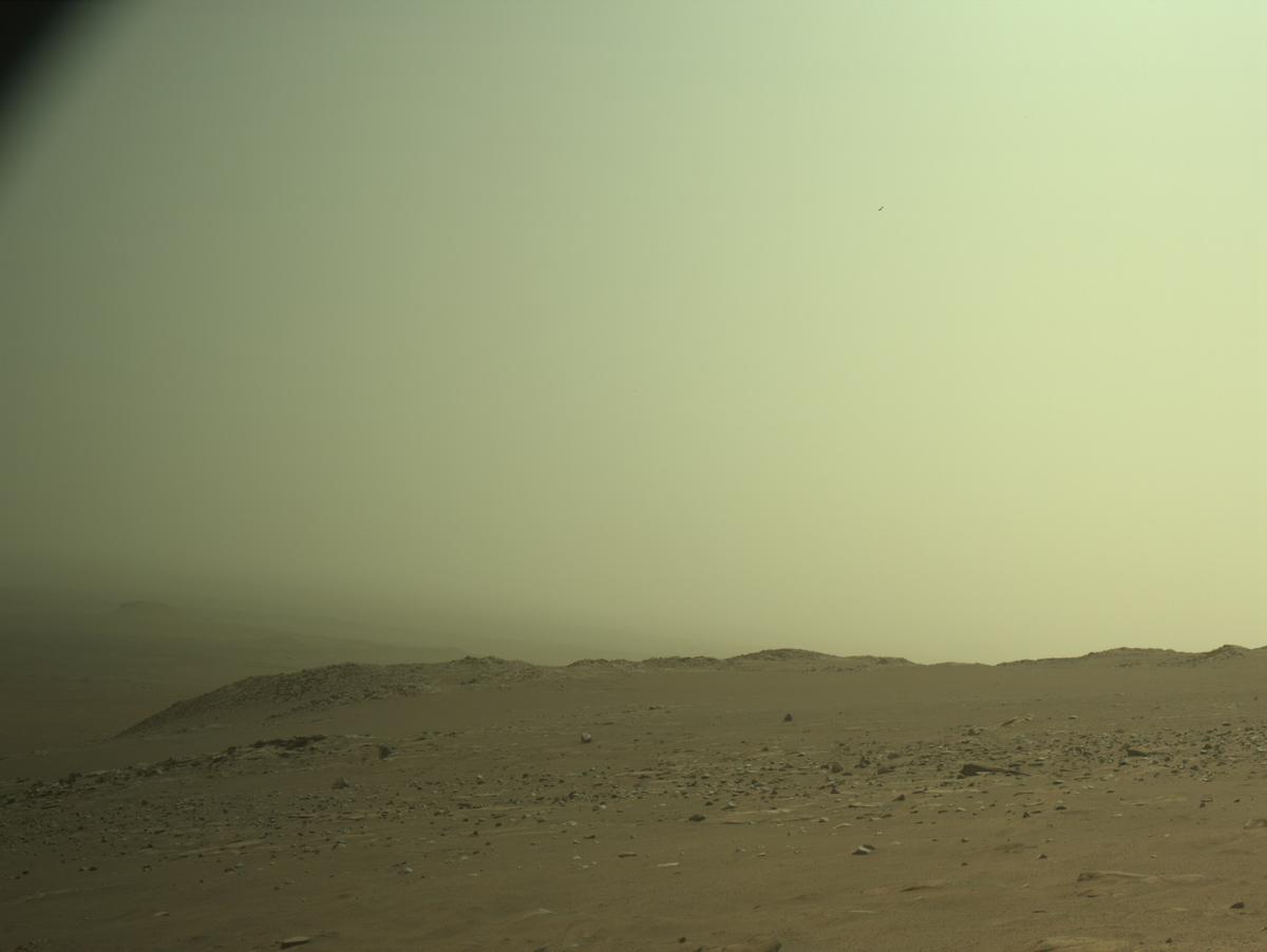 This image was taken by NAVCAM_LEFT onboard NASA's Mars rover Perseverance on Sol 1279