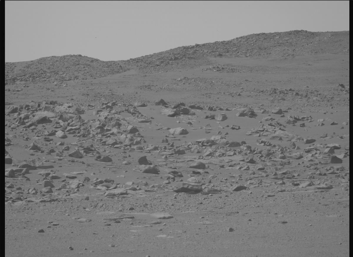This image was taken by MCZ_LEFT onboard NASA's Mars rover Perseverance on Sol 1286