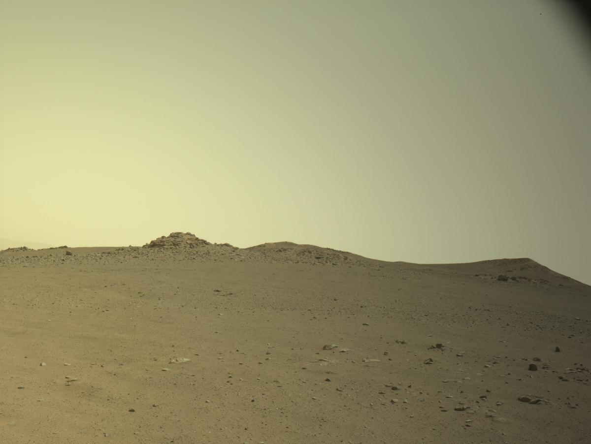 This image was taken by NAVCAM_RIGHT onboard NASA's Mars rover Perseverance on Sol 1292