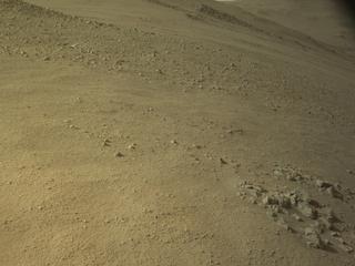 View image taken on Mars, Mars Perseverance Sol 1293: Right Navigation Camera (Navcam)