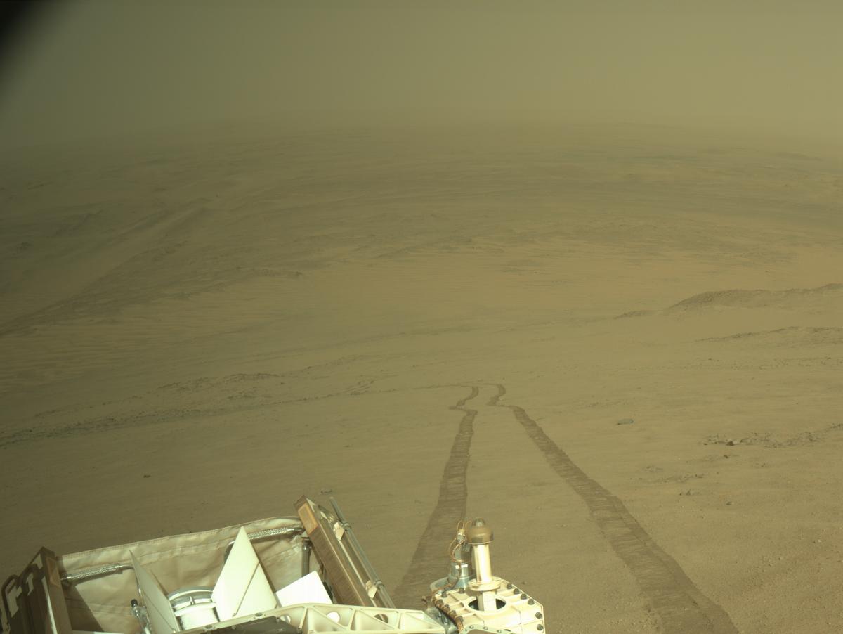 This image was taken by NAVCAM_RIGHT onboard NASA's Mars rover Perseverance on Sol 1293