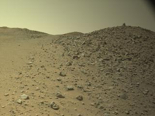 View image taken on Mars, Mars Perseverance Sol 1294: Right Navigation Camera (Navcam)