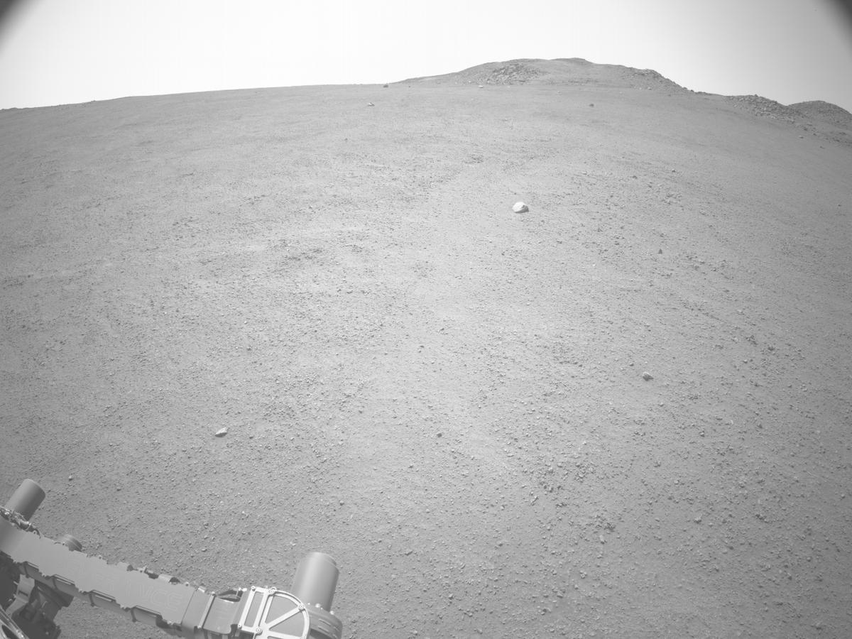 This image was taken by NAVCAM_RIGHT onboard NASA's Mars rover Perseverance on Sol 1295