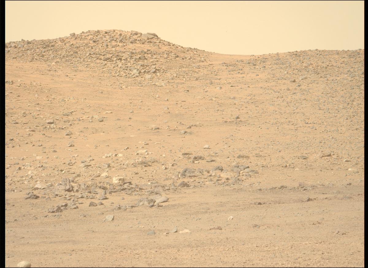 This image was taken by MCZ_LEFT onboard NASA's Mars rover Perseverance on Sol 1297