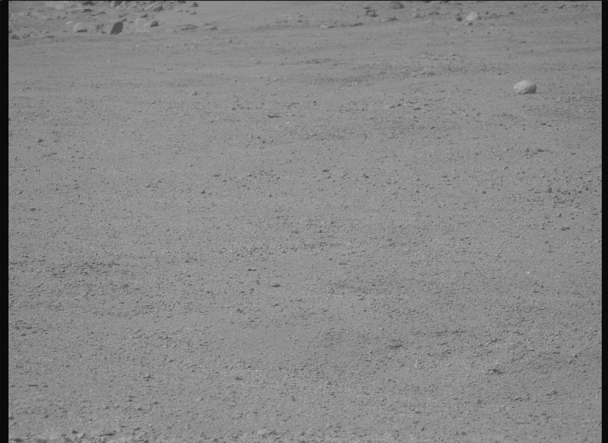 This image was taken by MCZ_LEFT onboard NASA's Mars rover Perseverance on Sol 1297