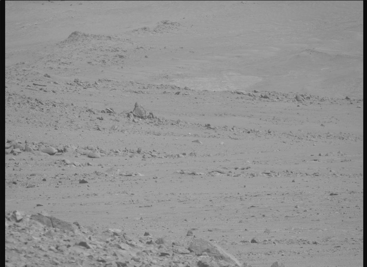 This image was taken by MCZ_RIGHT onboard NASA's Mars rover Perseverance on Sol 1297