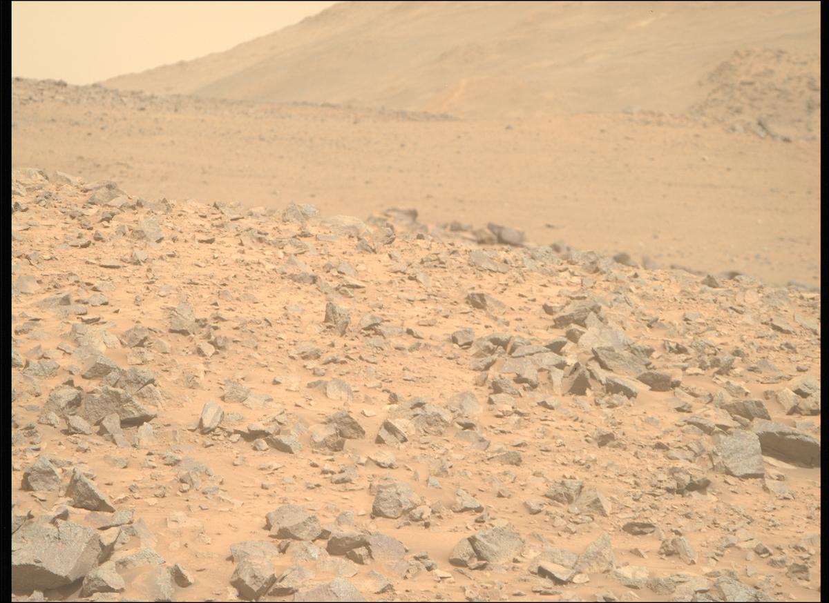 This image was taken by MCZ_RIGHT onboard NASA's Mars rover Perseverance on Sol 1297