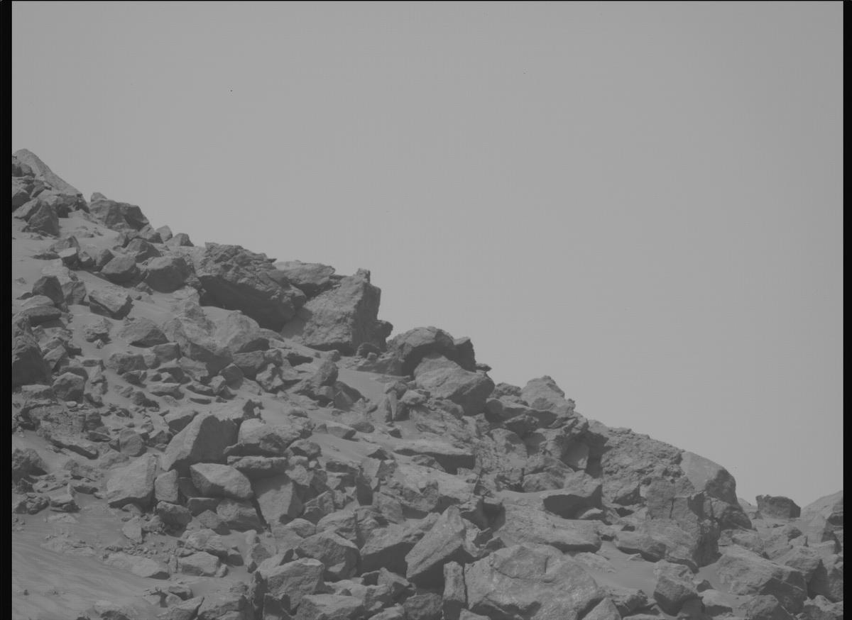 This image was taken by MCZ_LEFT onboard NASA's Mars rover Perseverance on Sol 1299