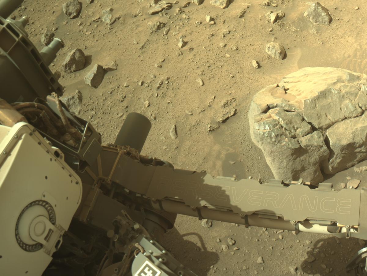 This image was taken by NAVCAM_LEFT onboard NASA's Mars rover Perseverance on Sol 1302