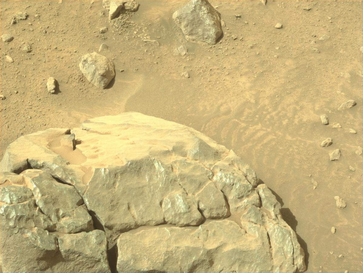 This image was taken by NAVCAM_RIGHT onboard NASA's Mars rover Perseverance on Sol 1302