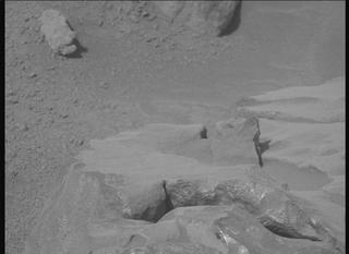 View image taken on Mars, Mars Perseverance Sol 1302: Right Mastcam-Z Camera