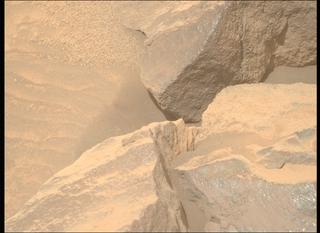 View image taken on Mars, Mars Perseverance Sol 1303: Right Mastcam-Z Camera