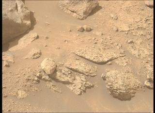 View image taken on Mars, Mars Perseverance Sol 1304: Left Mastcam-Z Camera