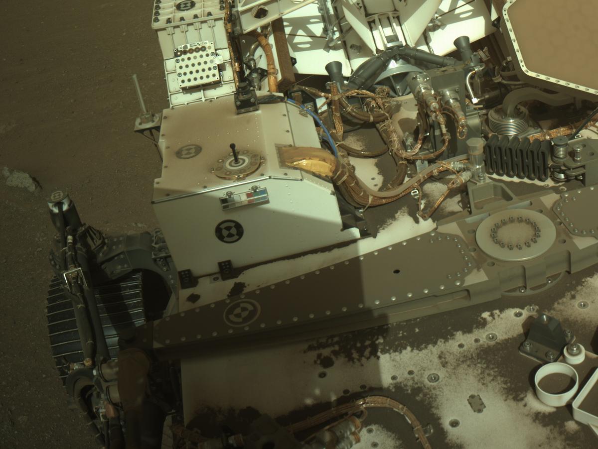 This image was taken by NAVCAM_RIGHT onboard NASA's Mars rover Perseverance on Sol 1305