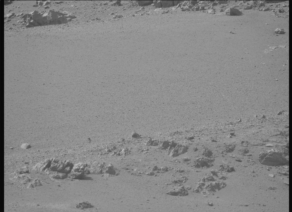 This image was taken by MCZ_RIGHT onboard NASA's Mars rover Perseverance on Sol 1306