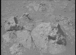 View image taken on Mars, Mars Perseverance Sol 1307: Right Mastcam-Z Camera