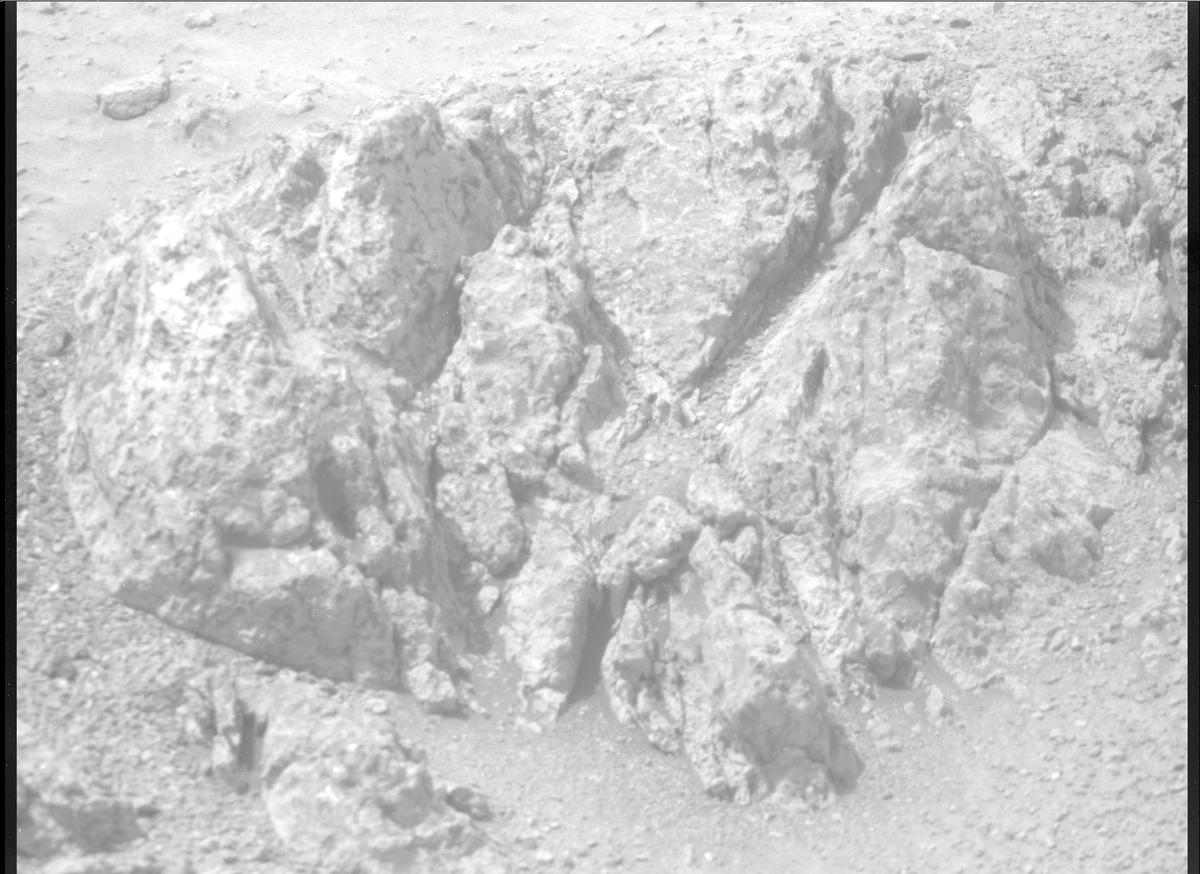 This image was taken by MCZ_RIGHT onboard NASA's Mars rover Perseverance on Sol 1308