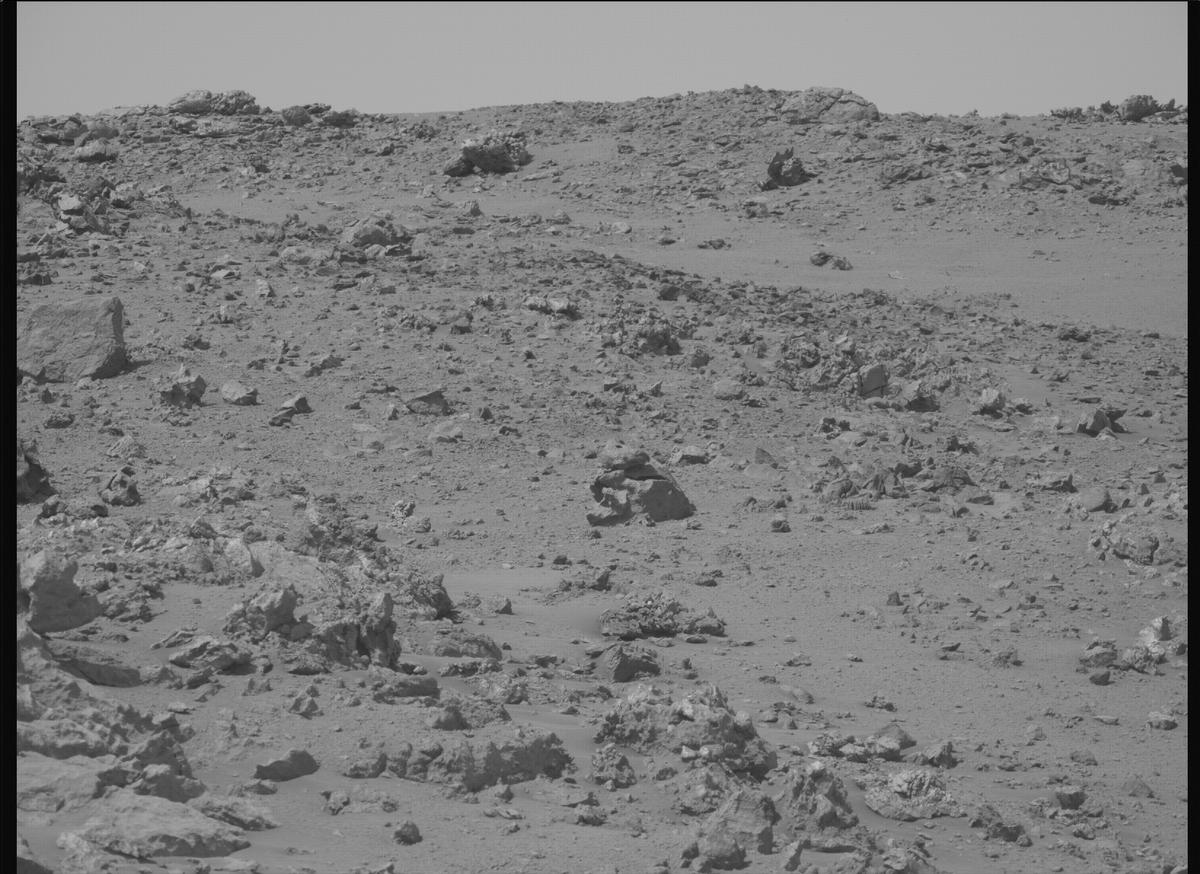 This image was taken by MCZ_LEFT onboard NASA's Mars rover Perseverance on Sol 1311