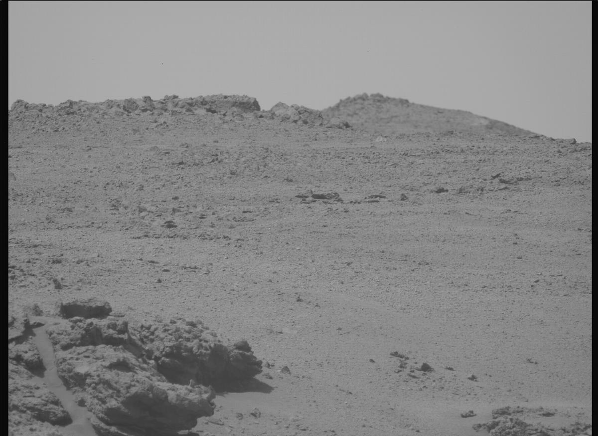 This image was taken by MCZ_LEFT onboard NASA's Mars rover Perseverance on Sol 1313