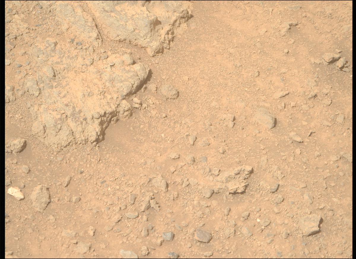 This image was taken by MCZ_RIGHT onboard NASA's Mars rover Perseverance on Sol 1313