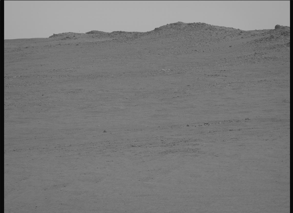 This image was taken by MCZ_LEFT onboard NASA's Mars rover Perseverance on Sol 1315